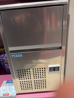 Polar Ice Maker