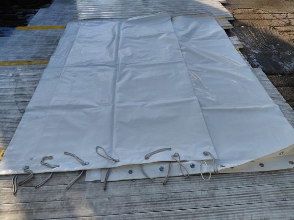 5m bay 3m leg side walls / very good condition