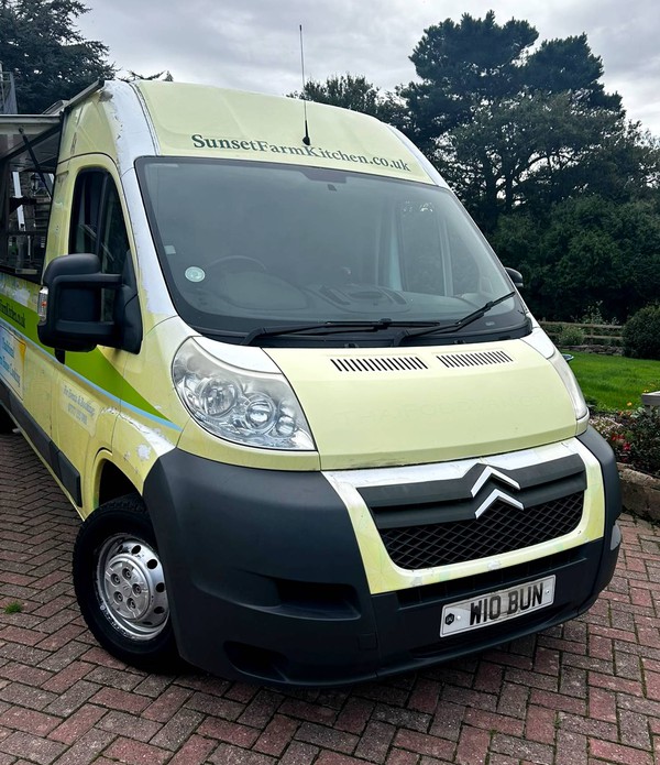 Catering Van Kitchen - Devon Catering Van Kitchen - Devon