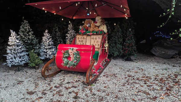 Christmas sleigh for sale Christmas sleigh for sale