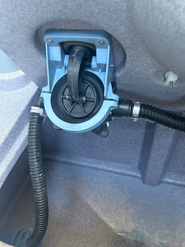 Shorelink flushing pump