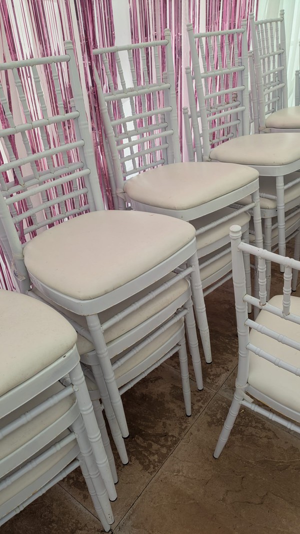 White metal chiavari chairs for sale White metal chiavari chairs for sale