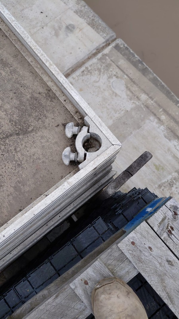 Clamps for the scaffolding legs Clamps for the scaffolding legs