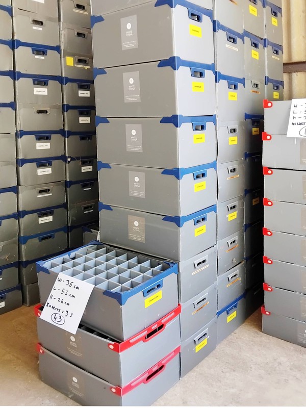 Glassware transport storage crates