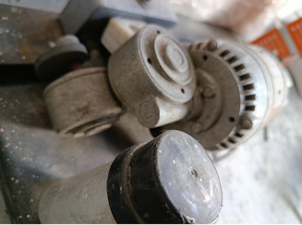 Used JAKEY Key Cutting Machine Used JAKEY Key Cutting Machine