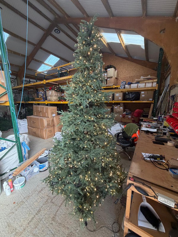 Natural Foliage Artificial Christmas Tree Natural Foliage Artificial Christmas Tree