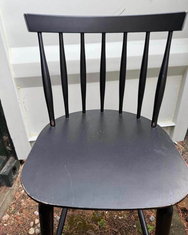 20x Wooden Bar Stools 20x Wooden Bar Stools