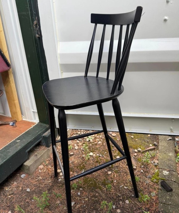 Second Hand 20x Wooden Bar Stools Second Hand 20x Wooden Bar Stools