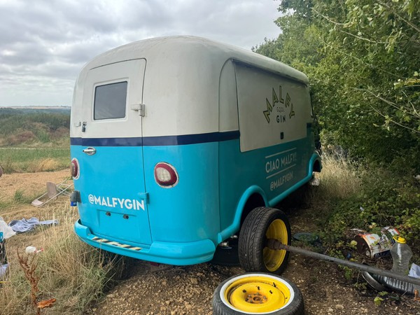 Second Hand Malfy Gin Mobile/Static Bar For Sale Second Hand Malfy Gin Mobile/Static Bar For Sale