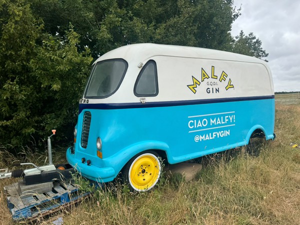 Second Hand Used Malfy Gin Mobile/Static Bar For Sale Second Hand Used Malfy Gin Mobile/Static Bar For Sale