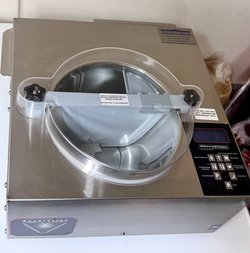 ChocoVision Revolution V-E 4kg Chocolate Tempering Machine