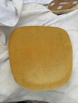 150x Gold Seat Pads For Sale