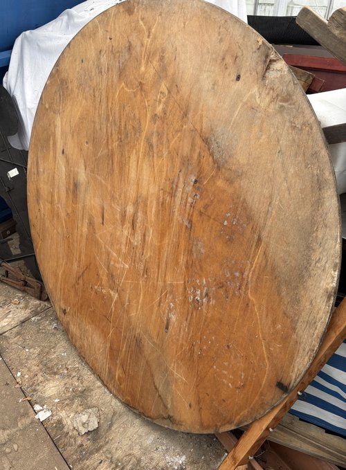 4x 5ft Round Tables For Sale