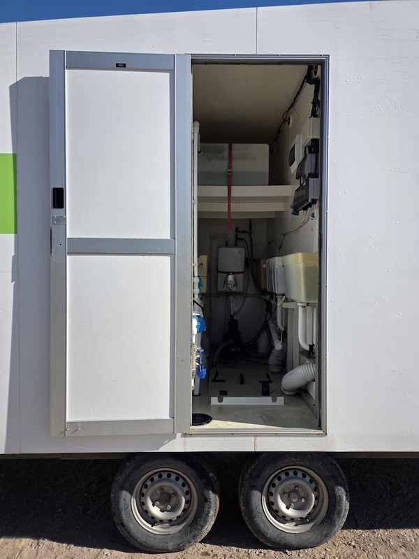 GigLoo 3+2 Toilet Trailer for sale