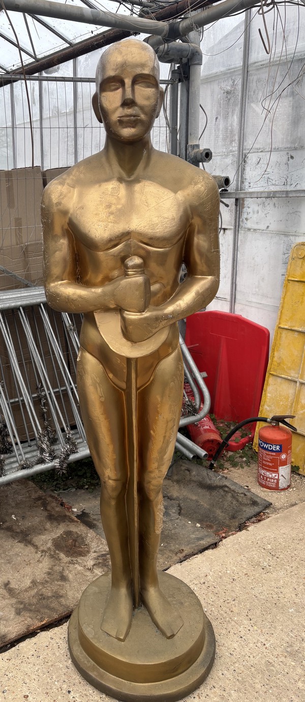 Used 6ft Fibre Glass Gold Oscar Statue Used 6ft Fibre Glass Gold Oscar Statue