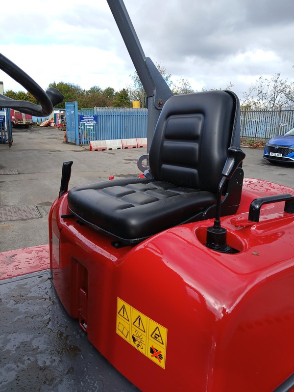 Hydrostatic Swivel Dumper For Sale Hydrostatic Swivel Dumper For Sale