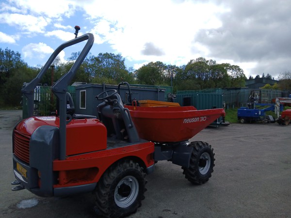 Neuson 3001 Dumper Neuson 3001 Dumper