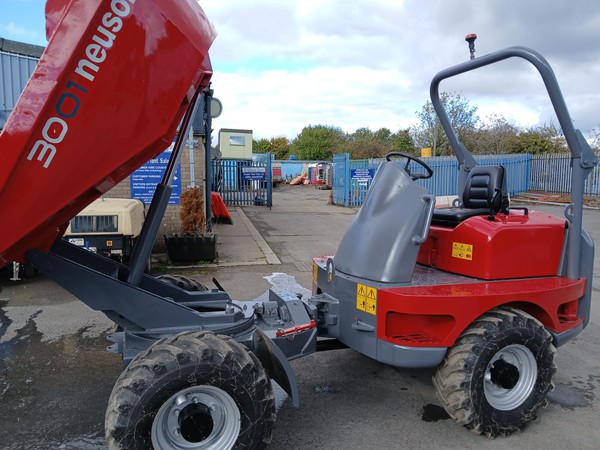 Used Neuson 3001 Dumper Used Neuson 3001 Dumper