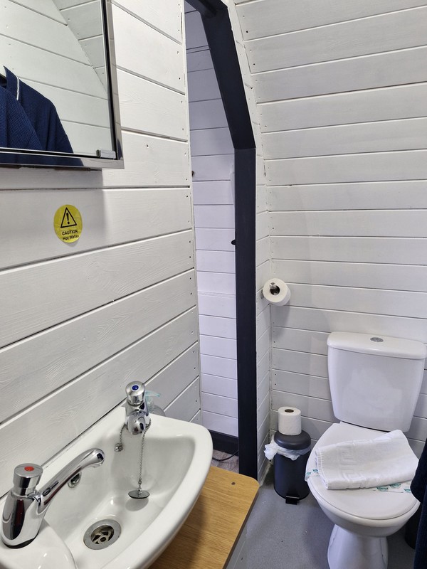Glamping Pod With Shower For Sale