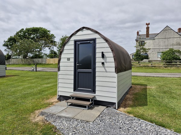 Second Hand Used Bijou Glamping Pod For Sale