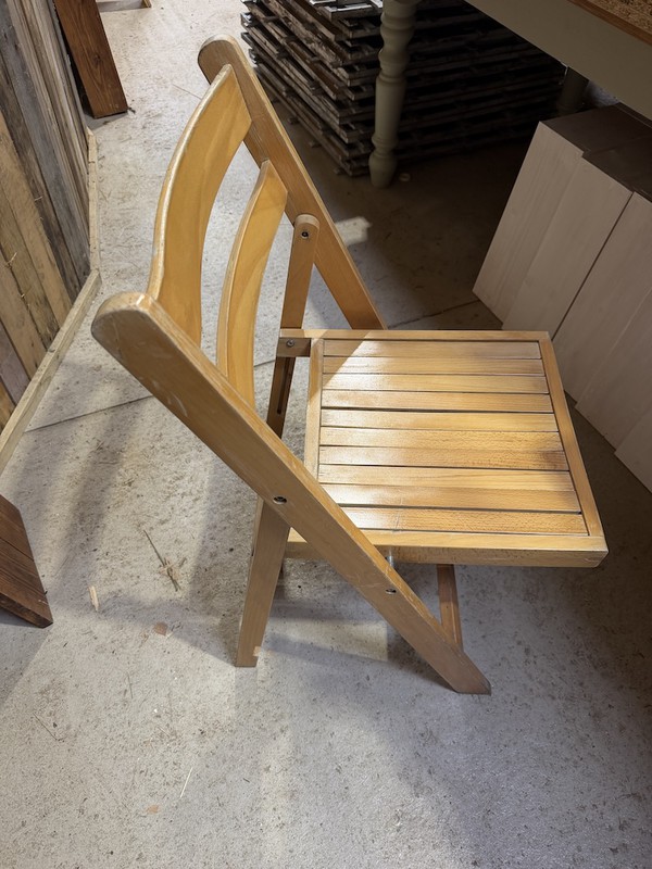 Used Wooden Folding Chairs Used Wooden Folding Chairs