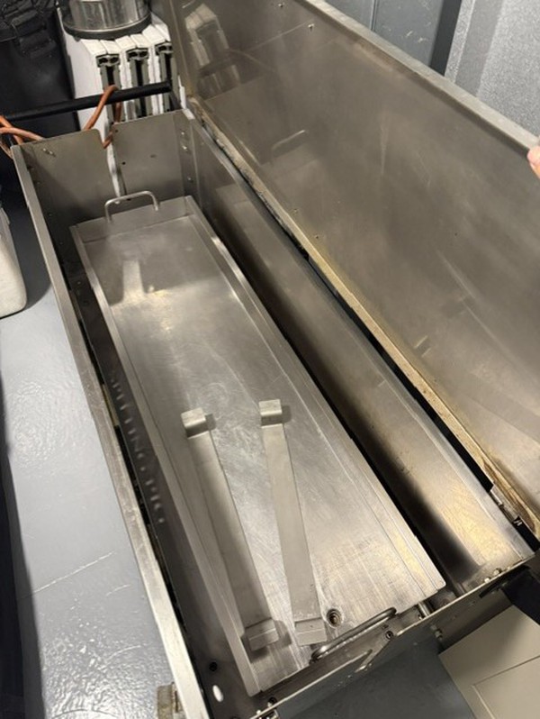 Spitting Pig Hog Roast Machine Spitting Pig Hog Roast Machine