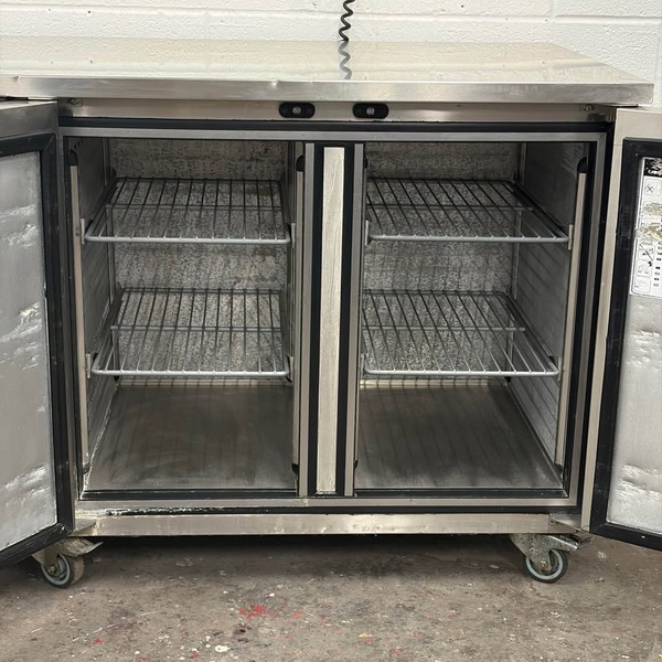 Second Hand Foster Bench Fridge Second Hand Foster Bench Fridge