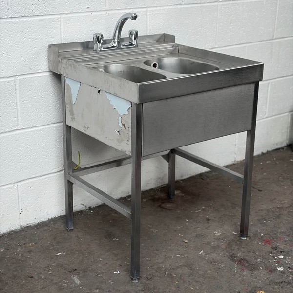 Second Hand Double Sink with Mixer Tap Second Hand Double Sink with Mixer Tap