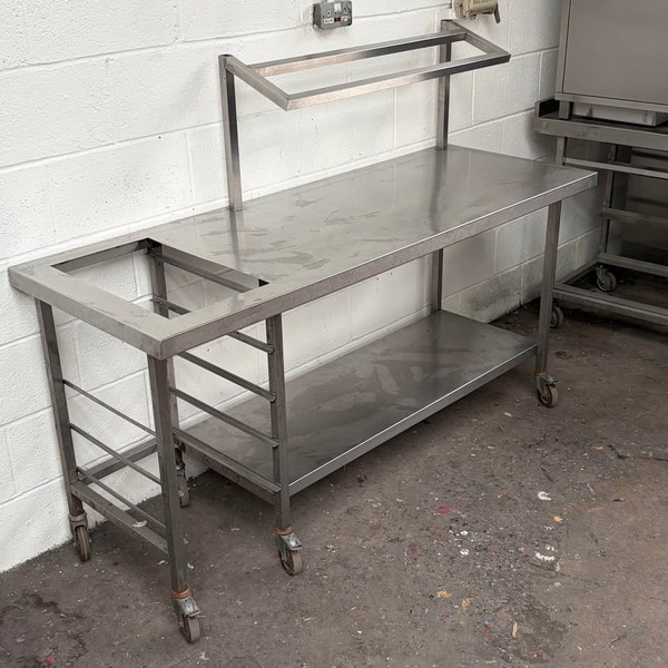 180cm Stainless Steel Table on Castors 180cm Stainless Steel Table on Castors