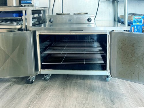 Parry P9EO Stackable Electric Fan Oven.
