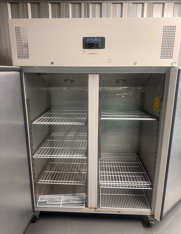 Second Hand Polar CD616 Double Door Freezer
