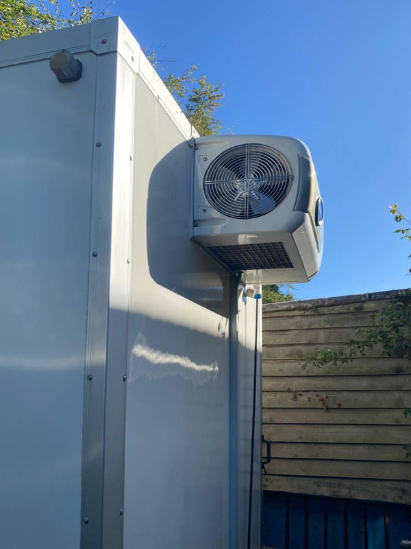 Fridge trailer cooling unit