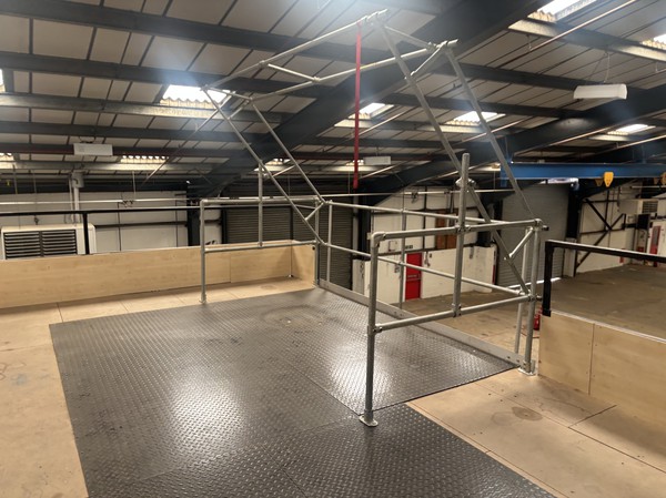 19m x 11m Steel Mezzanine Floor For Sale 19m x 11m Steel Mezzanine Floor For Sale