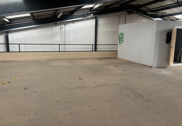 Second Hand 19m x 11m Steel Mezzanine Floor For Sale Second Hand 19m x 11m Steel Mezzanine Floor For Sale