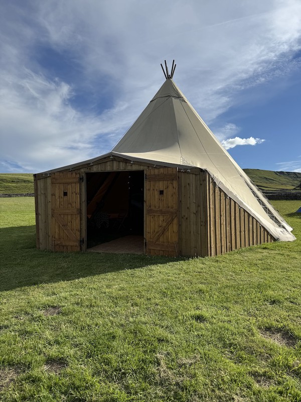 The Tipi Company Giant Tipi