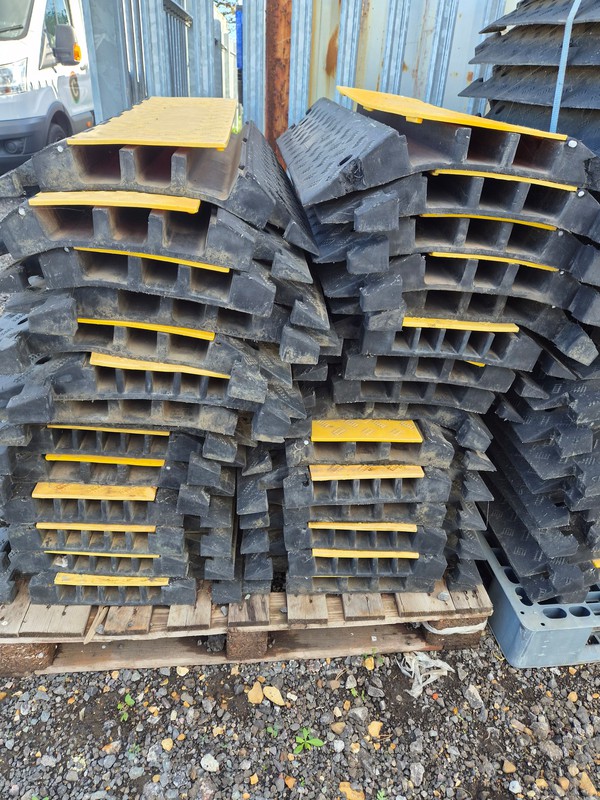 200x 3 Channel Cable Ramp For Sale 200x 3 Channel Cable Ramp For Sale