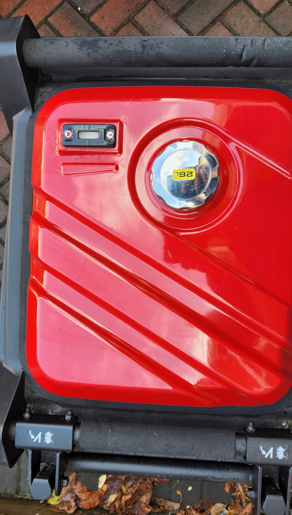 Used 7000W Dual Fuel Portable Generator Used 7000W Dual Fuel Portable Generator