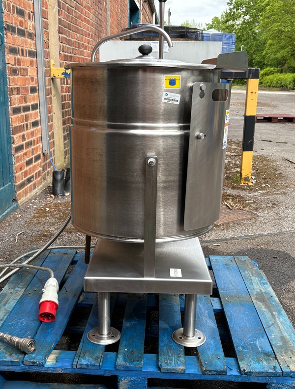 76 Litre Electric Tilting Kettle For Sale 76 Litre Electric Tilting Kettle For Sale