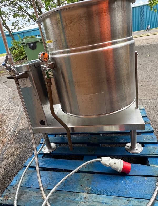 Second Hand 76 Litre Electric Tilting Kettle For Sale Second Hand 76 Litre Electric Tilting Kettle For Sale