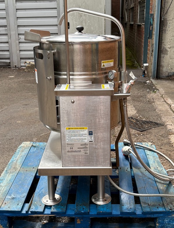 Used 76 Litre Electric Tilting Kettle For Sale Used 76 Litre Electric Tilting Kettle For Sale