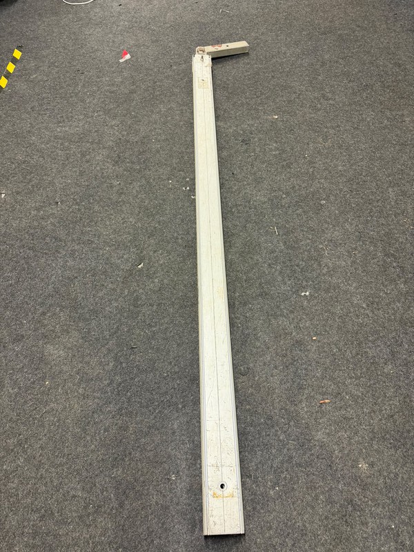 Sunrise marquee upright leg 2.2