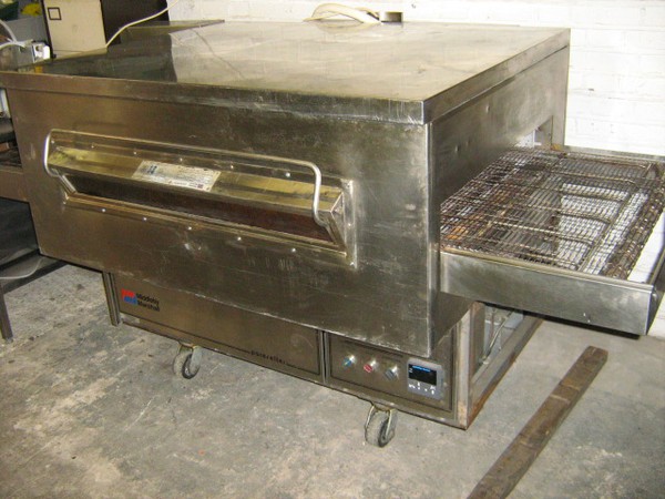 Middleby Marshall PS360S Commercial Pizza Oven