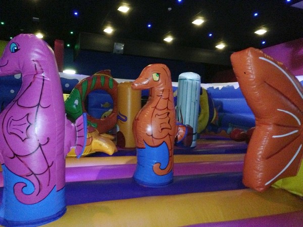 sea horse inflatable obstacles