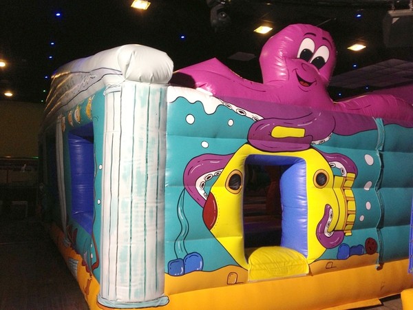 underwater themed bouncy castle