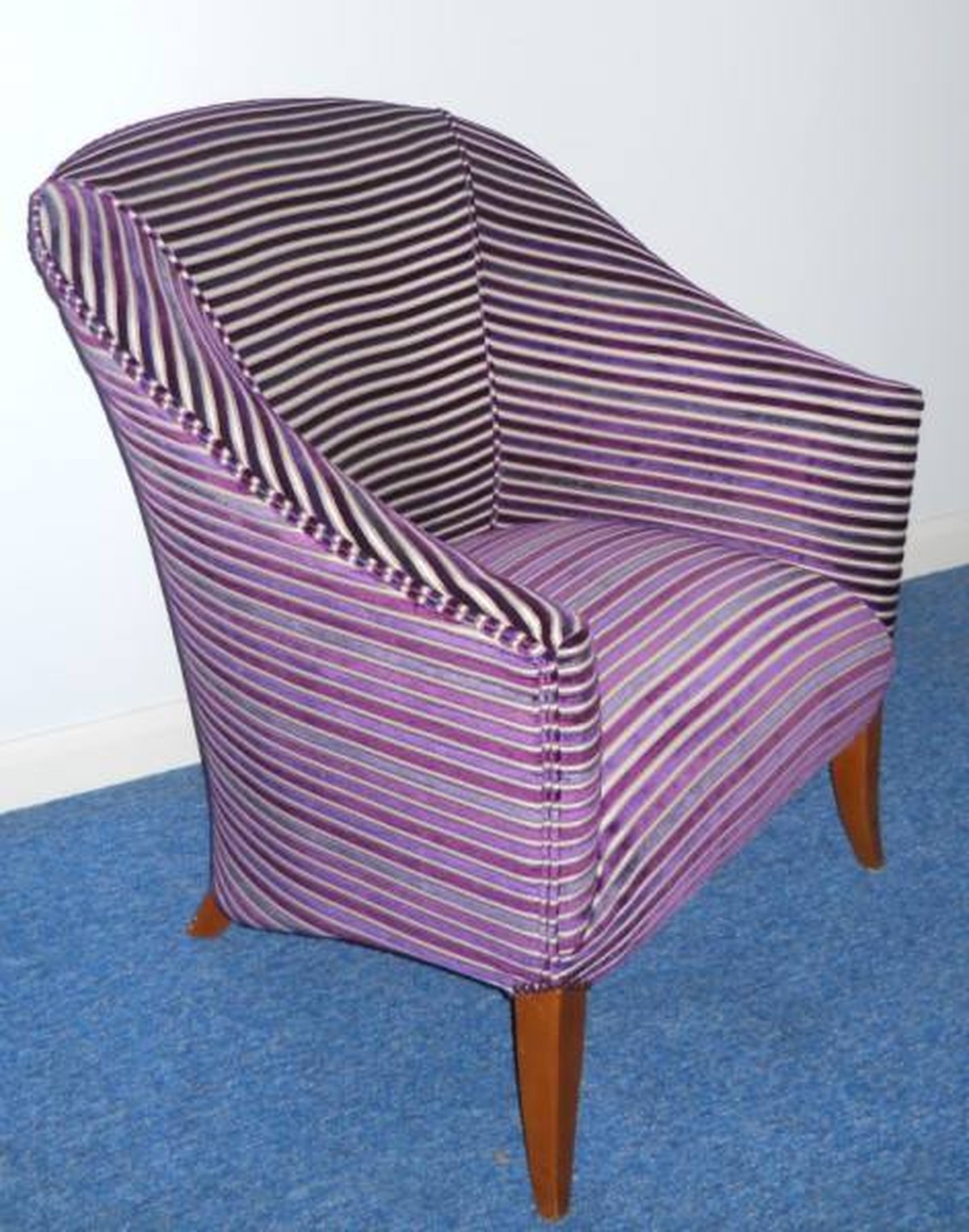 Secondhand Chairs and Tables Lounge Furniture InHouse Upholstery