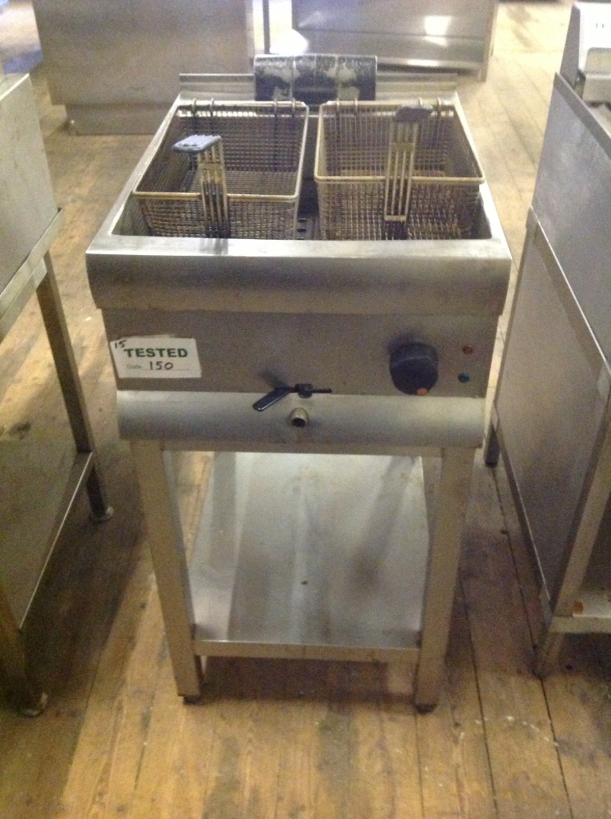 Secondhand Catering Equipment Electric Fryers Lincat Single Tank