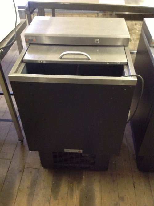 Used Gamko sliding top bottle cooler