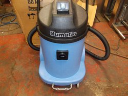 Numatic WVD900-2 Wet and Dry Vacuum Cleaner
