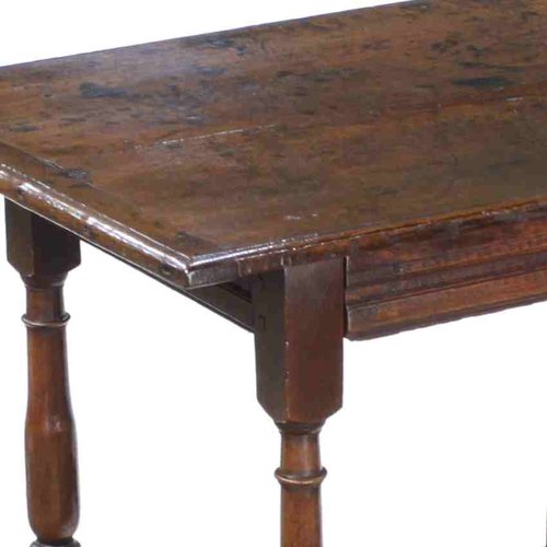 Dark Oak table Dark Oak table