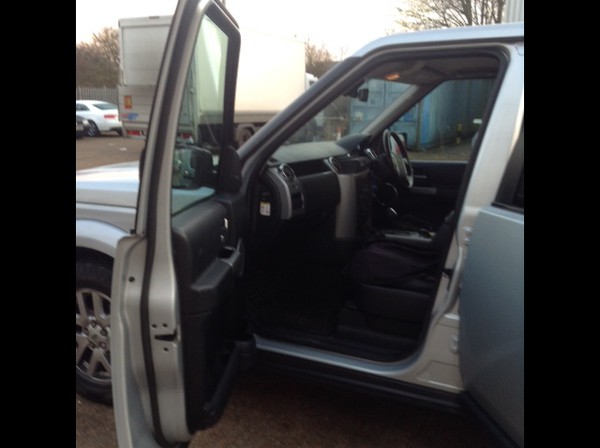 Buy 2009 Landrover Disco 3 Commercial